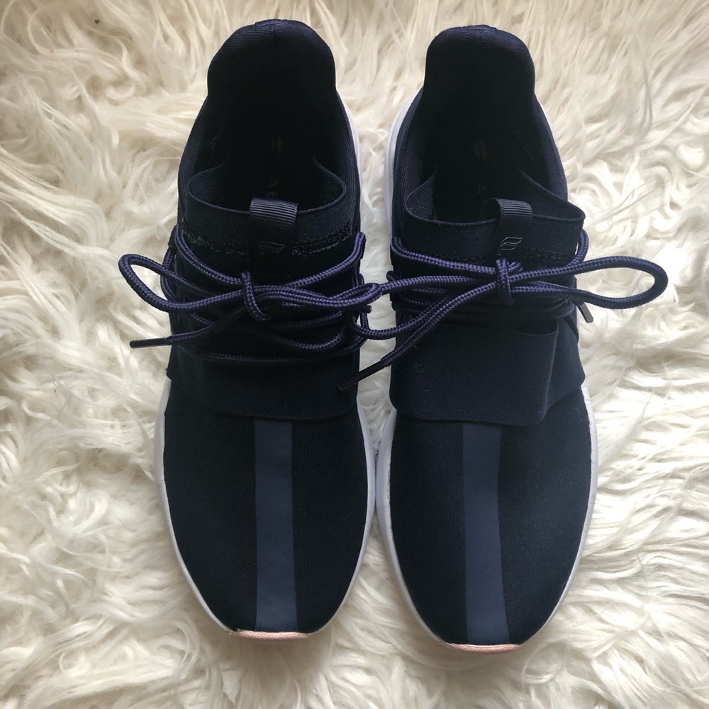 Navy Fabletics athletic shoes!!